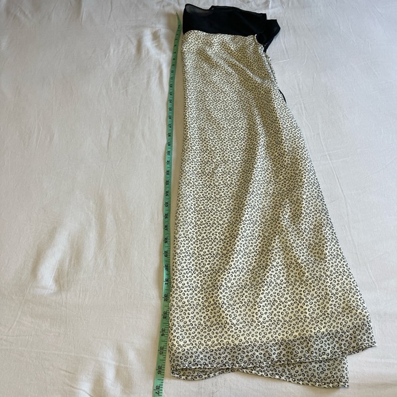 Double lined dress - Picture 5 of 5